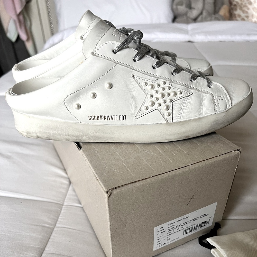 Golden Goose Super Star Sabot 
Women It 39 (I’m a true 8.5)